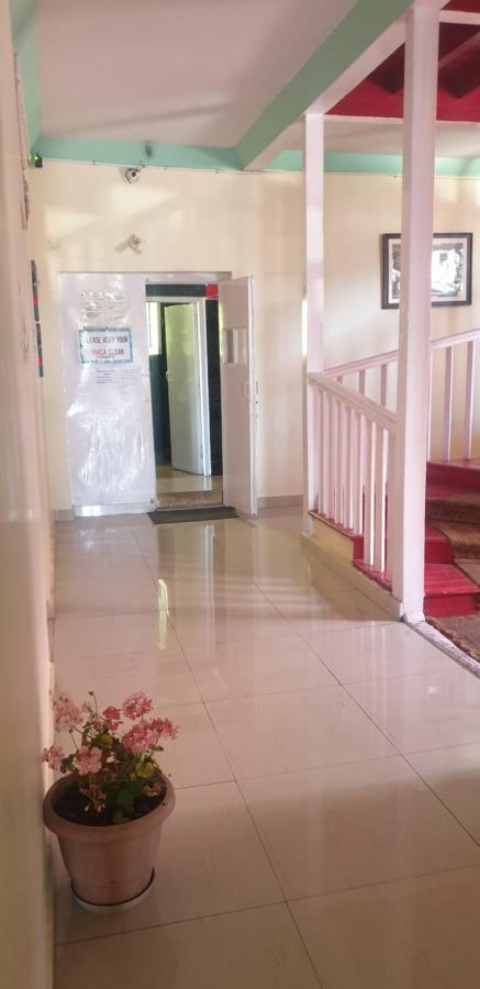 Ymca Tourist Hostel シムラー エクステリア 写真